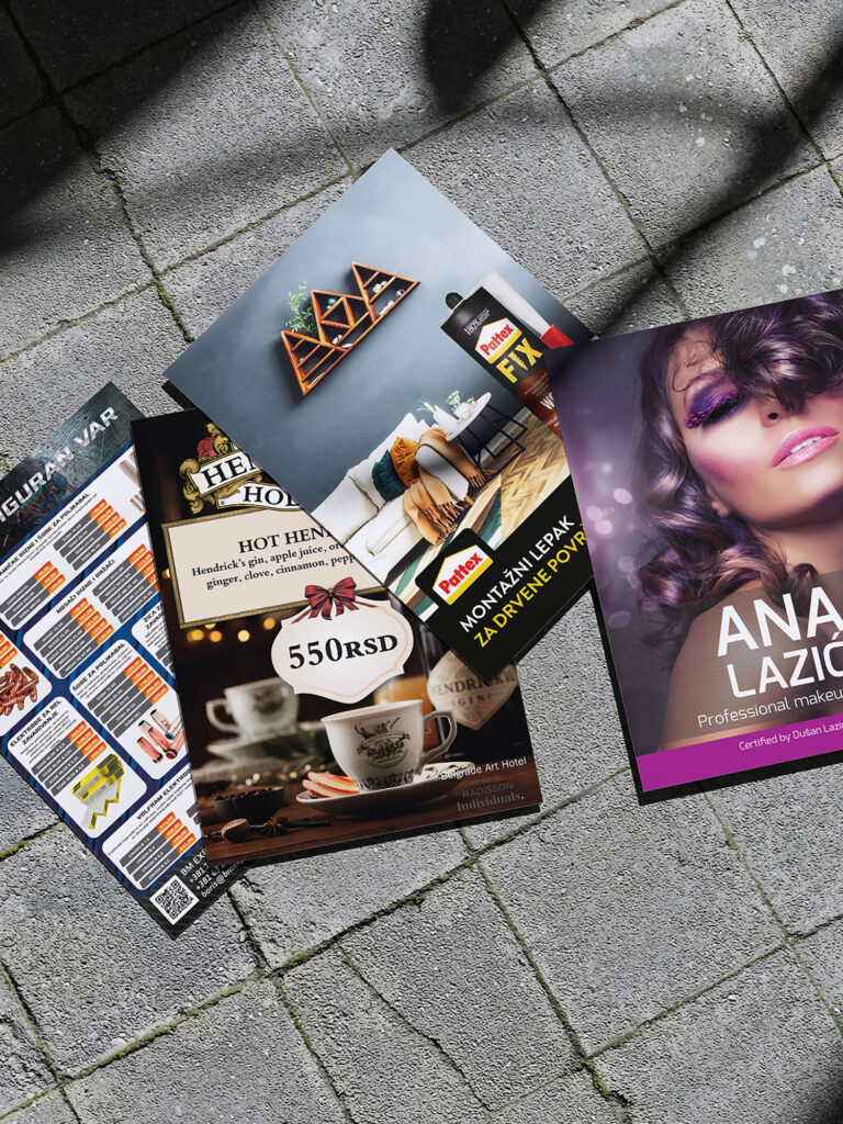 Štampani flajeri za mali biznis: Pametan dizajn i format flyer mockup mix